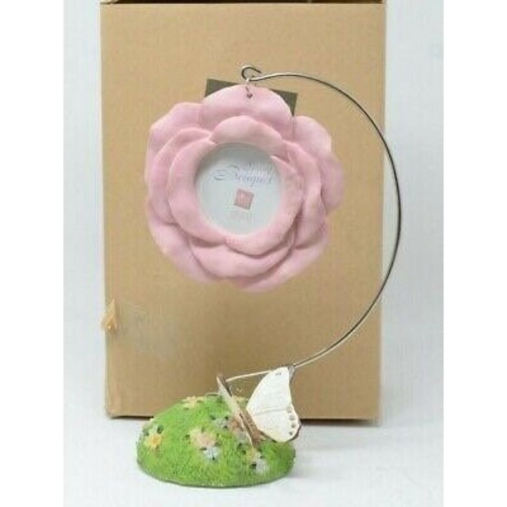 Rare Russ Berrie & Co. Spring Bouquet Floral hanging Picture Frame in Pink